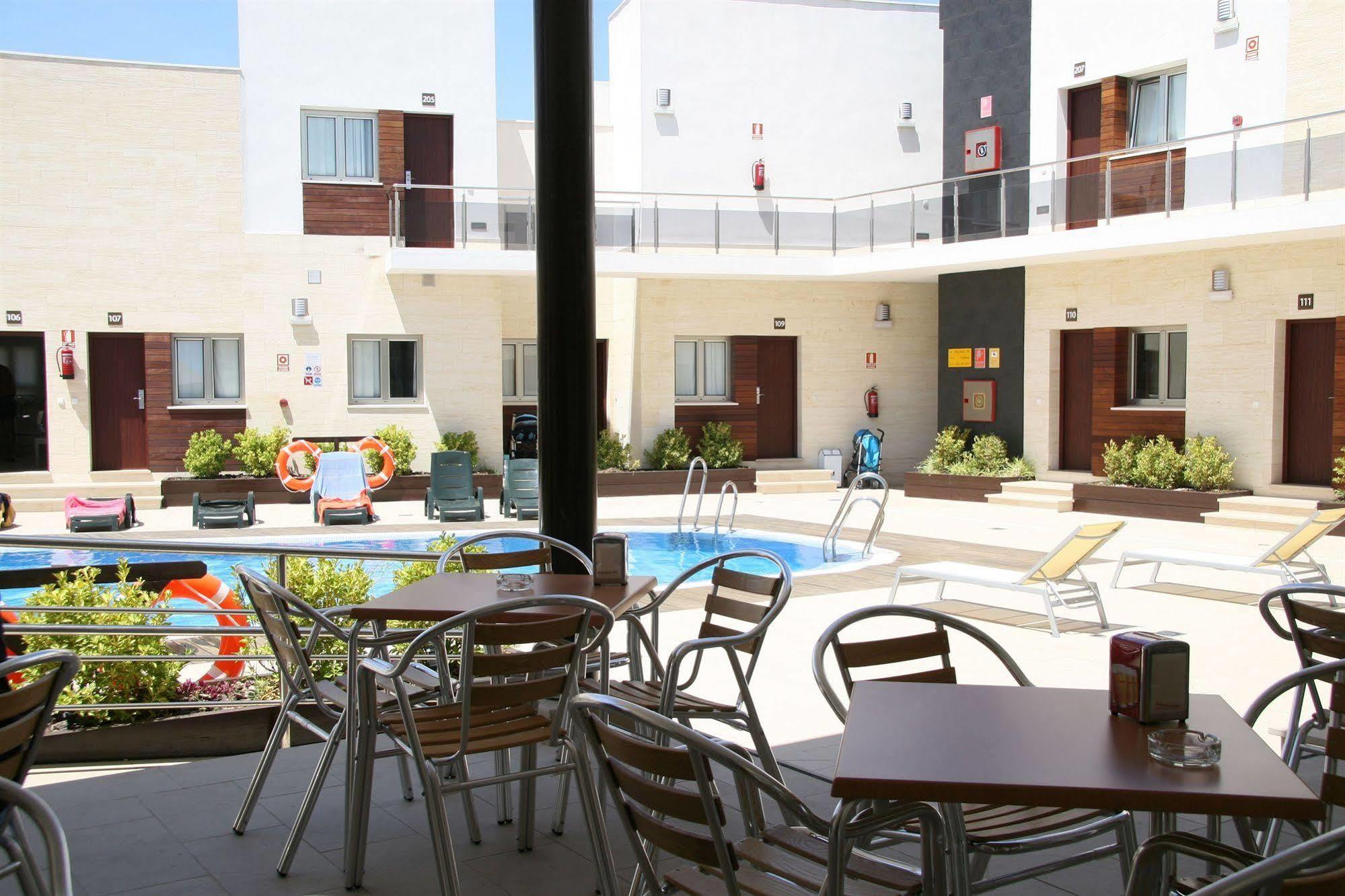 Aparthotel Novo Sancti Petri Chiclana de la Frontera Ngoại thất bức ảnh